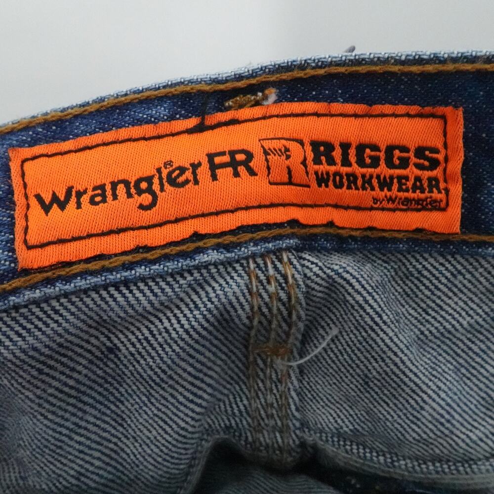 Wrangler Jeans Mens 40x30 Blue Riggs Workwear FR3W050 Flame Resistant Work - Picture 3 of 14